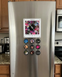 MagnetVinyl centred on a stainless steel fridge door